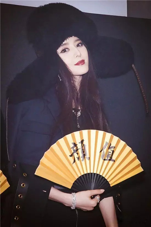 冬天帽子與發(fā)型怎么搭？保持不亂有絕招